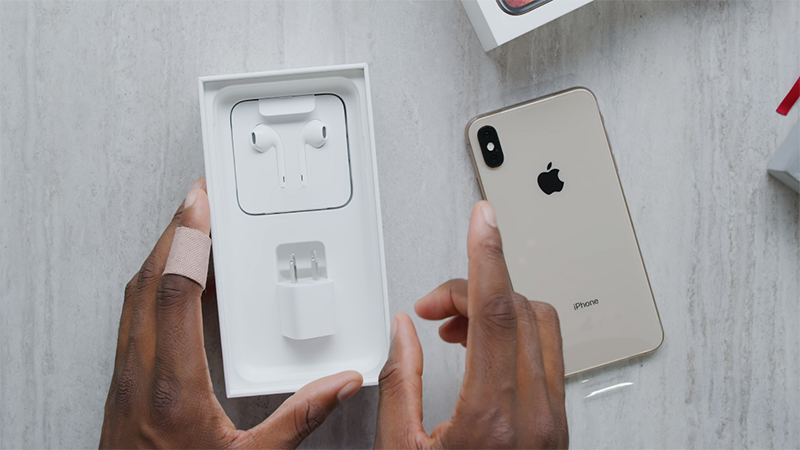 iPhone XS Max iPhone XS Max