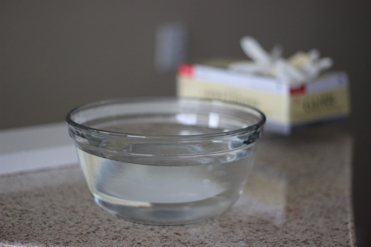 Put a basin of water in the room using the air conditioner