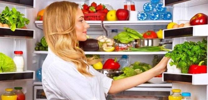 Giải đáp thắc mắc vì sao không nên cho thực phẩm nóng vào tủ lạnh