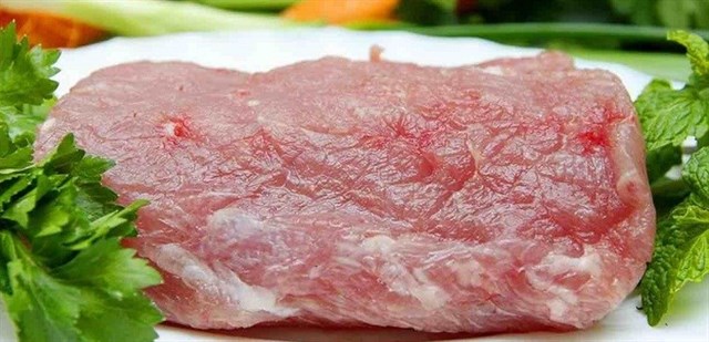 Cách phân biệt thịt lợn sạch và thịt lợn bẩn | Bách hóa XANH