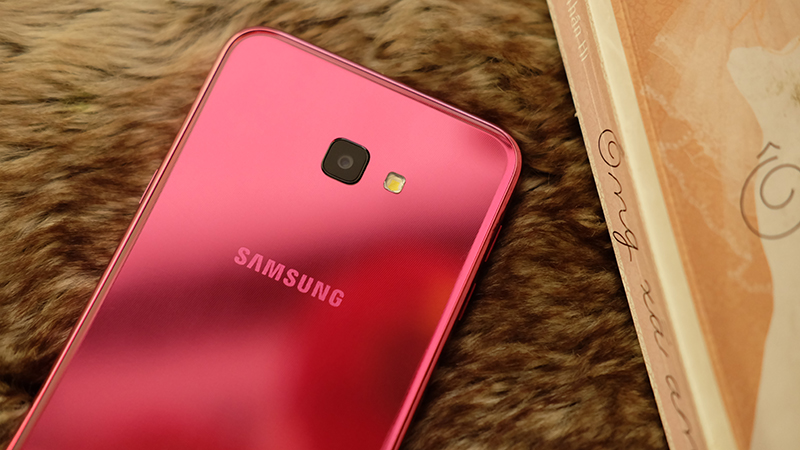Galaxy J4+