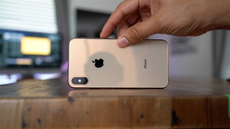 Hé lỠgiá thà nh sản xuất của iPhone Xs Max: ChỠbằng 1/3 giá bán