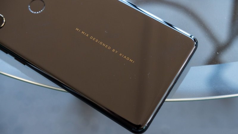 Smartphone màn hình trượt của Xiaomi lộ ảnh bằng sáng chế