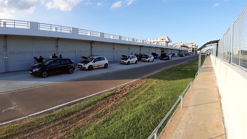 Hình ảnh thực tế chụp từ camera siêu rộng của Galaxy A7 (2018) Hình ảnh thực tế chụp từ camera siêu rộng của Galaxy A7 (2018)