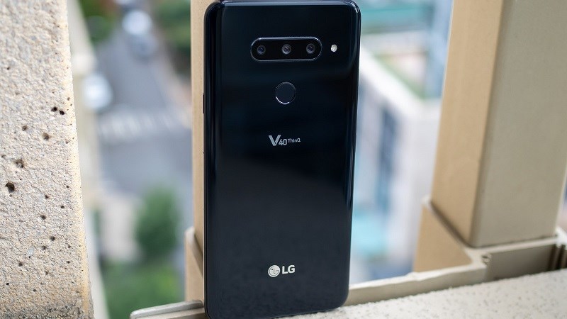 LG V40 ThinQ LG V40 ThinQ