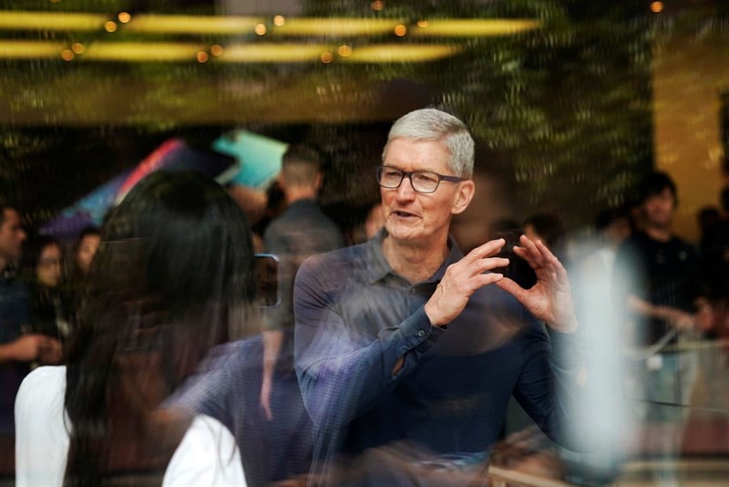 Tim Cook tới thăm Trung Quốc để thúc đẩy doanh số iPhone Xs