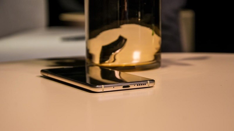 Các tính năng của Huawei Mate 20 được tiết lộ trong poster mới Các tính năng của Huawei Mate 20 được tiết lộ trong poster mới