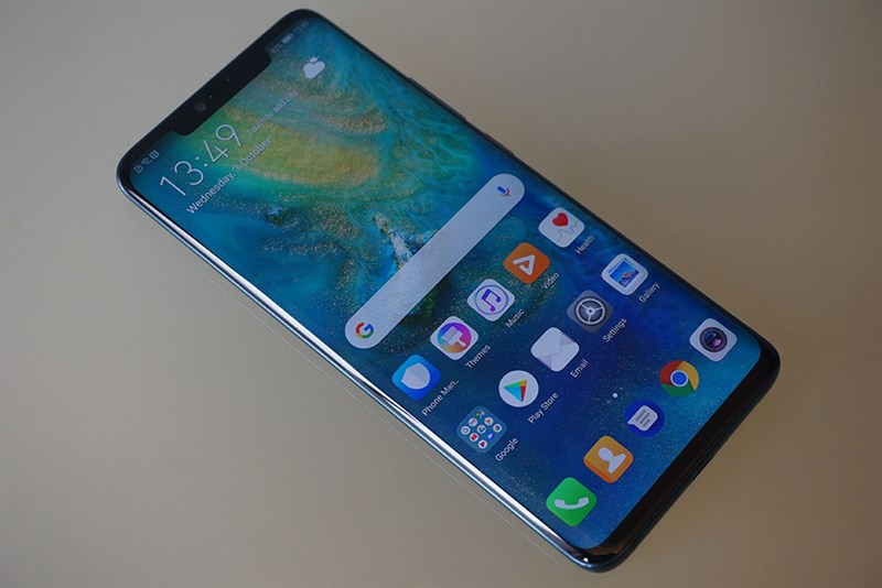Mate 20 và Mate 20 Pro ra mắt: 3 camera zoom 5x, sạc siêu nhanh, vân tay dưới màn hình