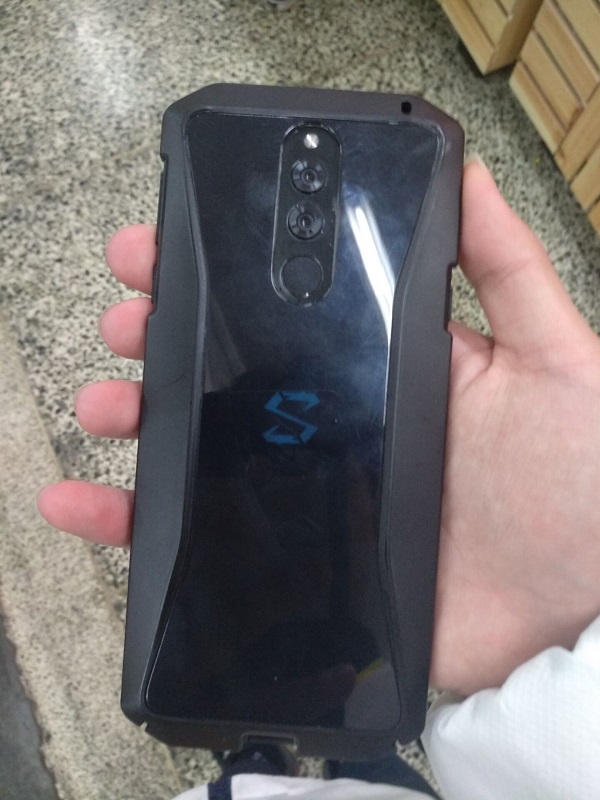 Smartphone gaming Black Shark 2 lộ ảnh thực tế