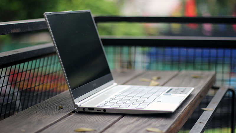 Đánh giá MSI Prestige PS42