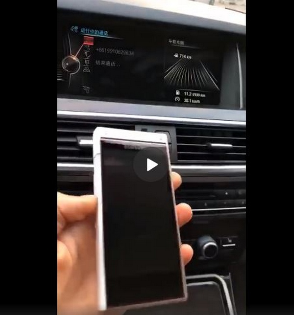 Smartphone nắp gập, 2 màn hình của Samsung lộ nhiều ảnh thực tế Smartphone nắp gập, 2 màn hình của Samsung lộ nhiều ảnh thực tế