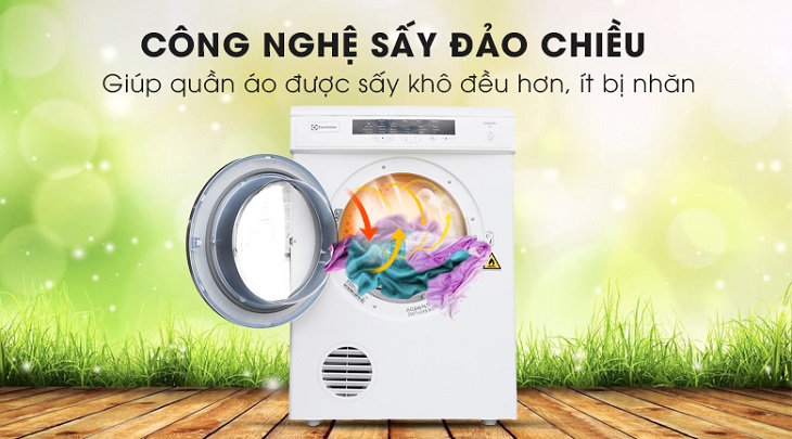 Các công nghệ và tiện ích thường gặp trên máy sấy quần áo Electrolux > Sấy đảo chiều giảm nhăn