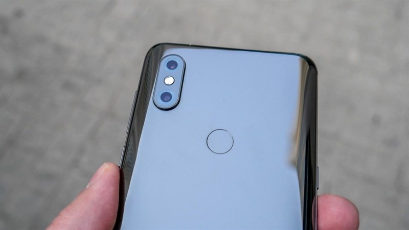 CEO Xiaomi và Huawei tranh luận với nhau về camera trên smartphone cao cấp