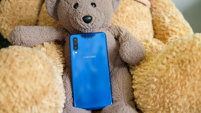 hÃ¬nh Äáº¡i diá»n 