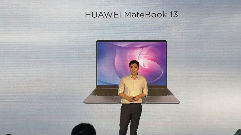 Huawei ra mắt MateBook 13 tích hợp NFC và công nghệ Share 3.0 Huawei ra mắt MateBook 13 tích hợp NFC và công nghệ Share 3.0