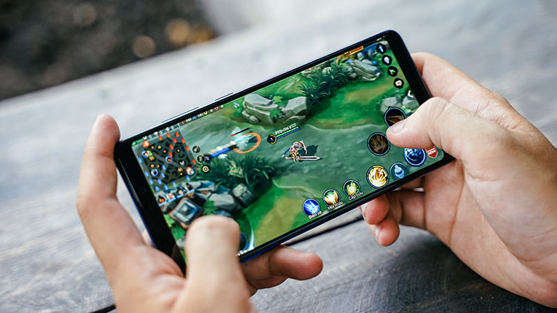 Trên tay Galaxy A9 (2018) Xanh và Đen Trên tay Galaxy A9 (2018) Xanh và Đen