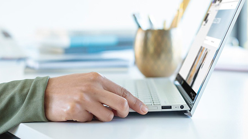 HP Envy 13 ah0025TU i5 8250U