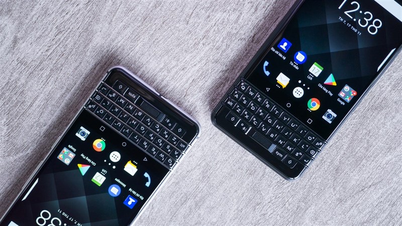 BlackBerry KEYone và KEYone Black Edition