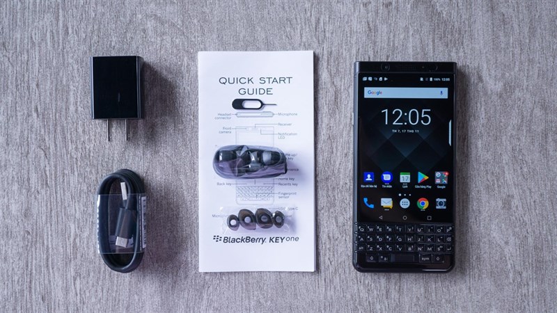 BlackBerry KEYone và KEYone Black Edition