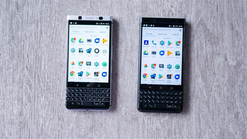 BlackBerry KEYone và KEYone Black Edition