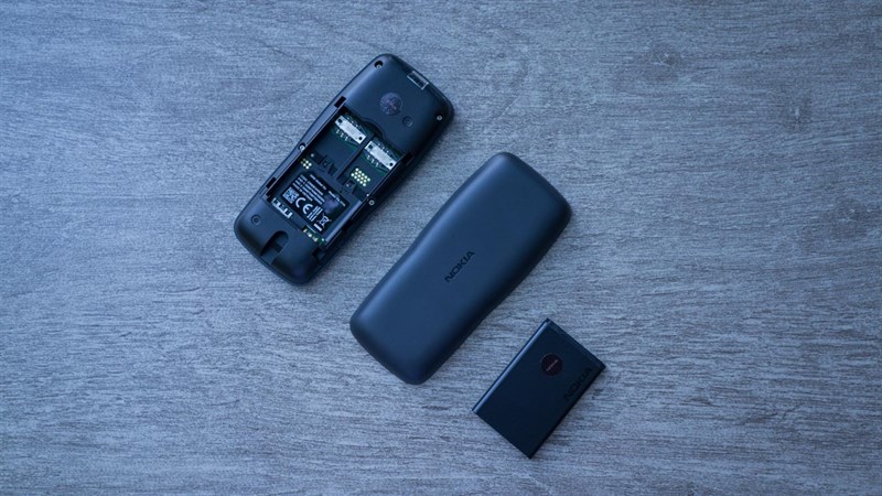 Mở hộp và đánh giá nhanh Nokia 106 2018