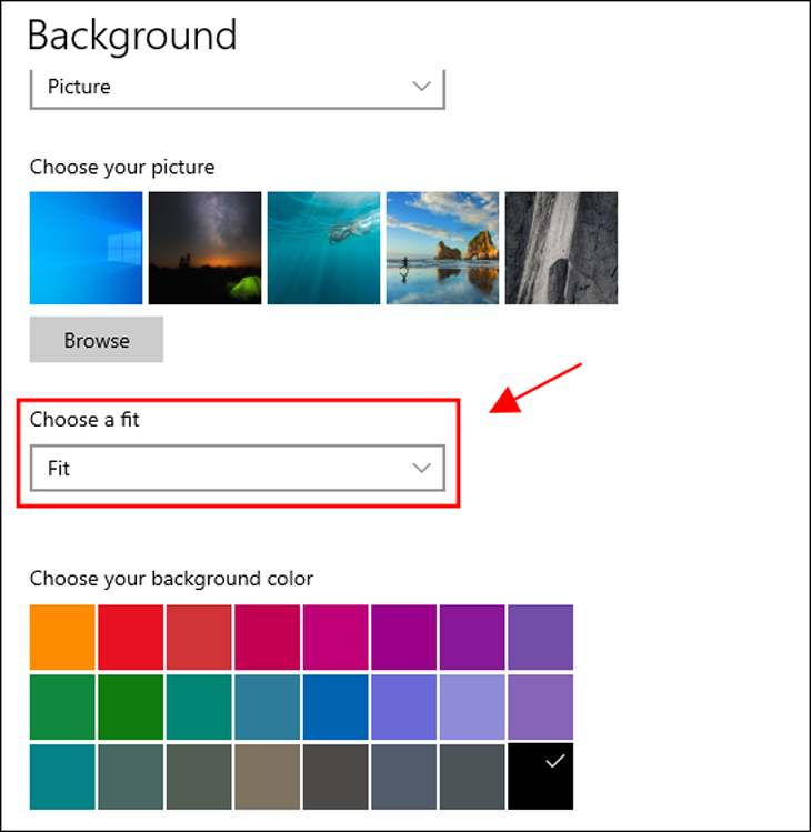 Tại mục Choose a fit, bạn chọn Fit để máy tính tự căn chỉnh ảnh vừa khít với tỷ lệ màn hình.