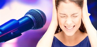 Tại sao micro hát karaoke bị hú? Cách khắc phục đơn giản nhất