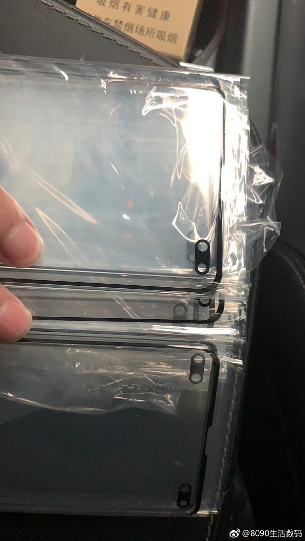 Nguyên mẫu Galaxy S10+ với camera selfie kép lộ ảnh thực tế Nguyên mẫu Galaxy S10+ với camera selfie kép lộ ảnh thực tế