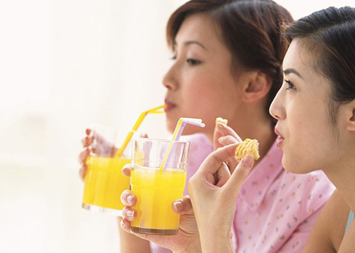 Những lợi ích khi uống nước cam mỗi ngày