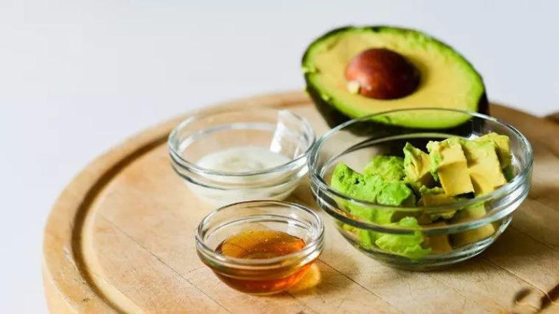 Fresh milk, avocado, and honey mask