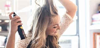 5 bước cho nàng sử dụng dầu gội đầu khô đúng chuẩn | Ohhvietnam