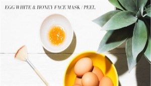 Da sạch, mặt xinh chỉ với mặt nạ trứng gà mật ong