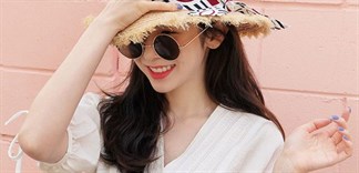 Áo đục lỗ tưởng đã cũ nhưng lại thành xu hướng diện phố trong hè này