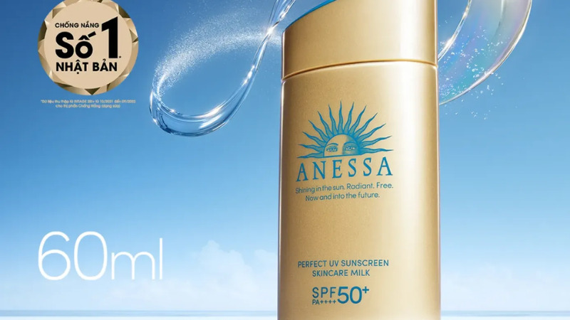 Kem chống nắng chống nước Anessa Perfect UV Skincare Milk SPF 50+ PA++++