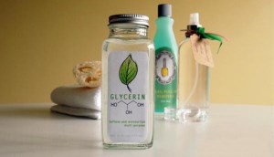Glycerin là gì? Và tác dụng của Glycerin với làn da của bạn