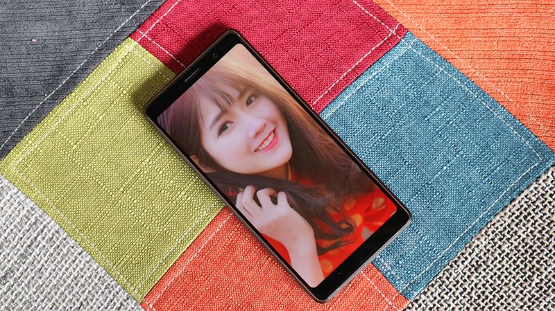 Nokia 7 Plus Nokia 7 Plus