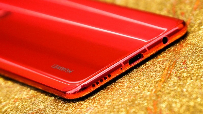 Ảnh minh họa Huawei Nova 3 màu đỏ