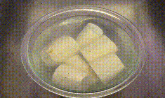 cach-nau-khoai-mi-nuoc-cot-dua-an-la-nghien