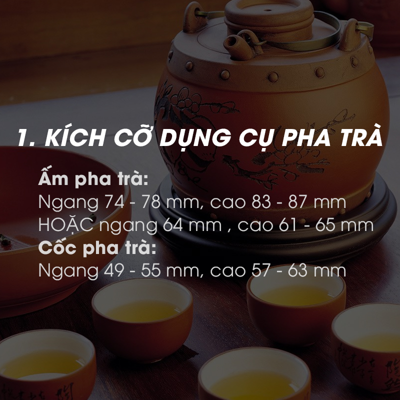 Nên dùng ấm trà làm bằng chất liệu sành, sứ, gốm hoặc đất nung tráng men để tiện lợi khi pha trà, ngoài ra bạn cũng có thể dùng cốc pha trà. Tuy nhiên với bất kỳ chất liệu nào thì các bạn cũng cần lưu ý đến kích cỡ cho phù hợp: Nên dùng ấm trà làm bằng chất liệu sành, sứ, gốm hoặc đất nung tráng men để tiện lợi khi pha trà, ngoài ra bạn cũng có thể dùng cốc pha trà. Tuy nhiên với bất kỳ chất liệu nào thì các bạn cũng cần lưu ý đến kích cỡ cho phù hợp: