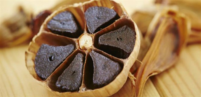 Tỏi đen là gì? Tác dụng của tỏi đen với sức khoẻ như thế nào?