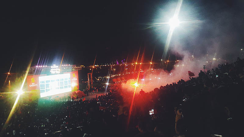 VIỆT NAM VÔ ĐỊCH