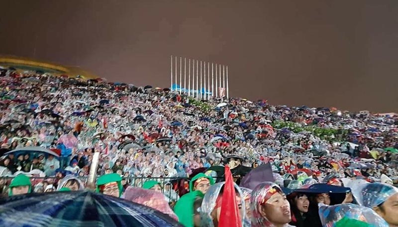 VIỆT NAM VÔ ĐỊCH