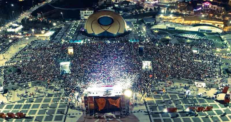 VIỆT NAM VÔ ĐỊCH