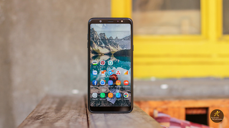 Phone - ទូរស័ព្ទ Samsung Galaxy A6+ (2018) Phone - ទូរស័ព្ទ Samsung Galaxy A6+ (2018)