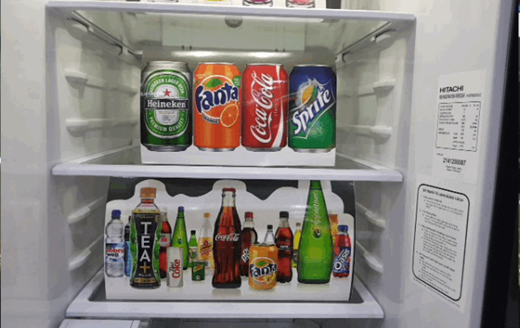 Khay kính chịu lực Tổng quan tủ lạnh Hitachi Inverter 584 lít R-M700GPGV2 GBK hiện đại, sang trọng > Khay kính chịu lực