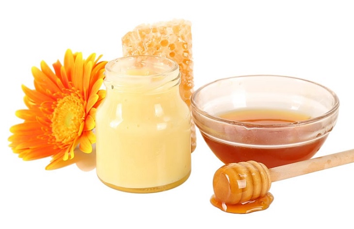 Sữa ong chúa là gì? Tác dụng của sữa ong chúa