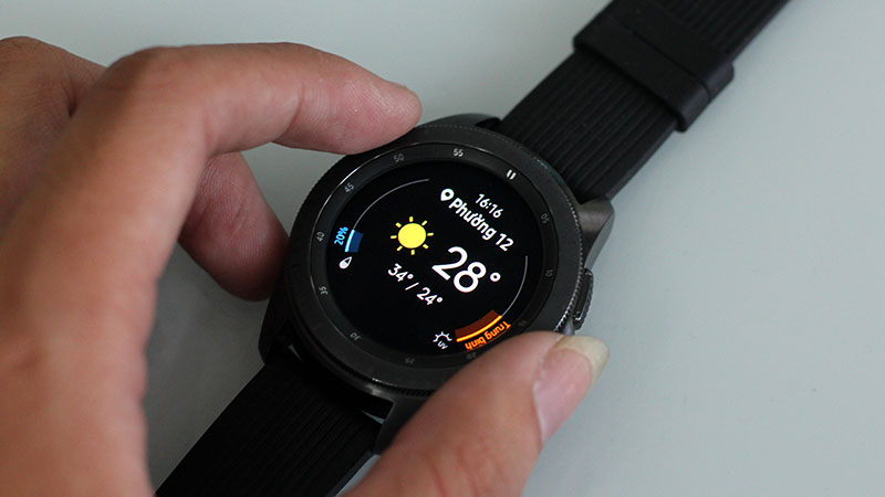 Đánh giá Galaxy Watch Đánh giá Galaxy Watch