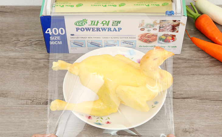 Gợi ý top 10 đồ dùng gia đình nên mua, thay mới trước ngày Tết > Màng bọc thực phẩm