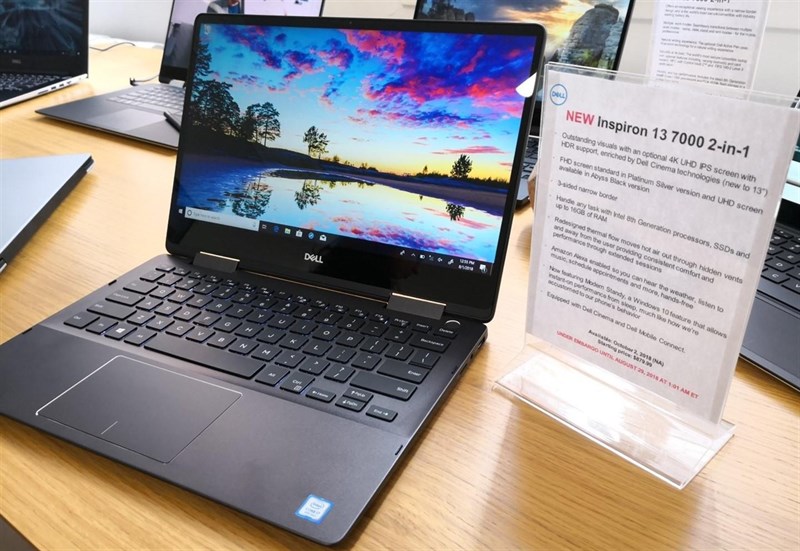 Dell Inspiron 13 7000 Black Edition Dell Inspiron 13 7000 Black Edition