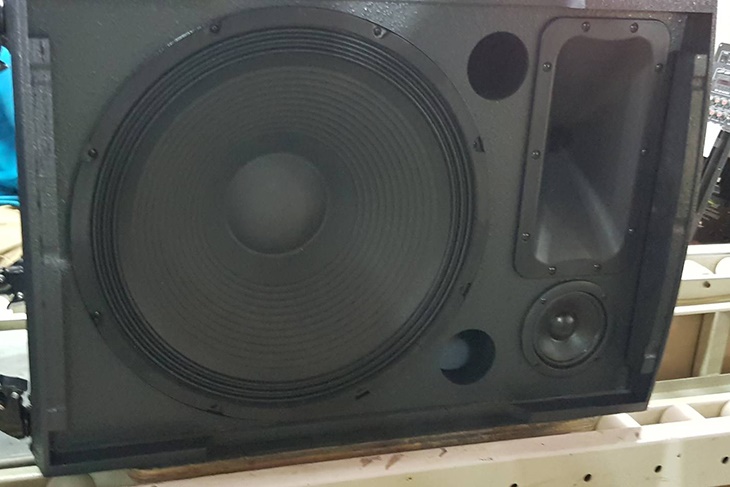 Hoàn thiện loa kéo, đóng thành phẩm